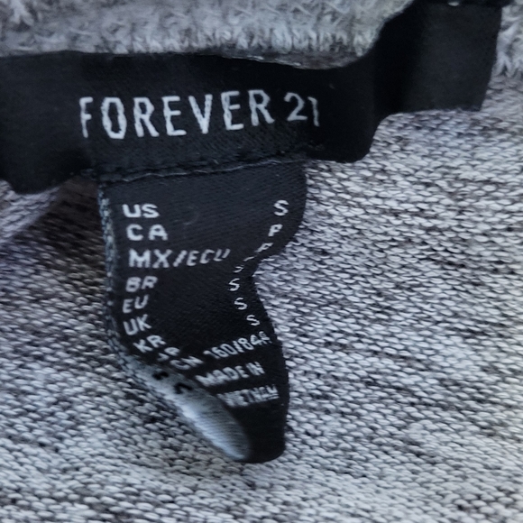 FOREVER 21 sweater gray Size Small - Picture 2 of 3